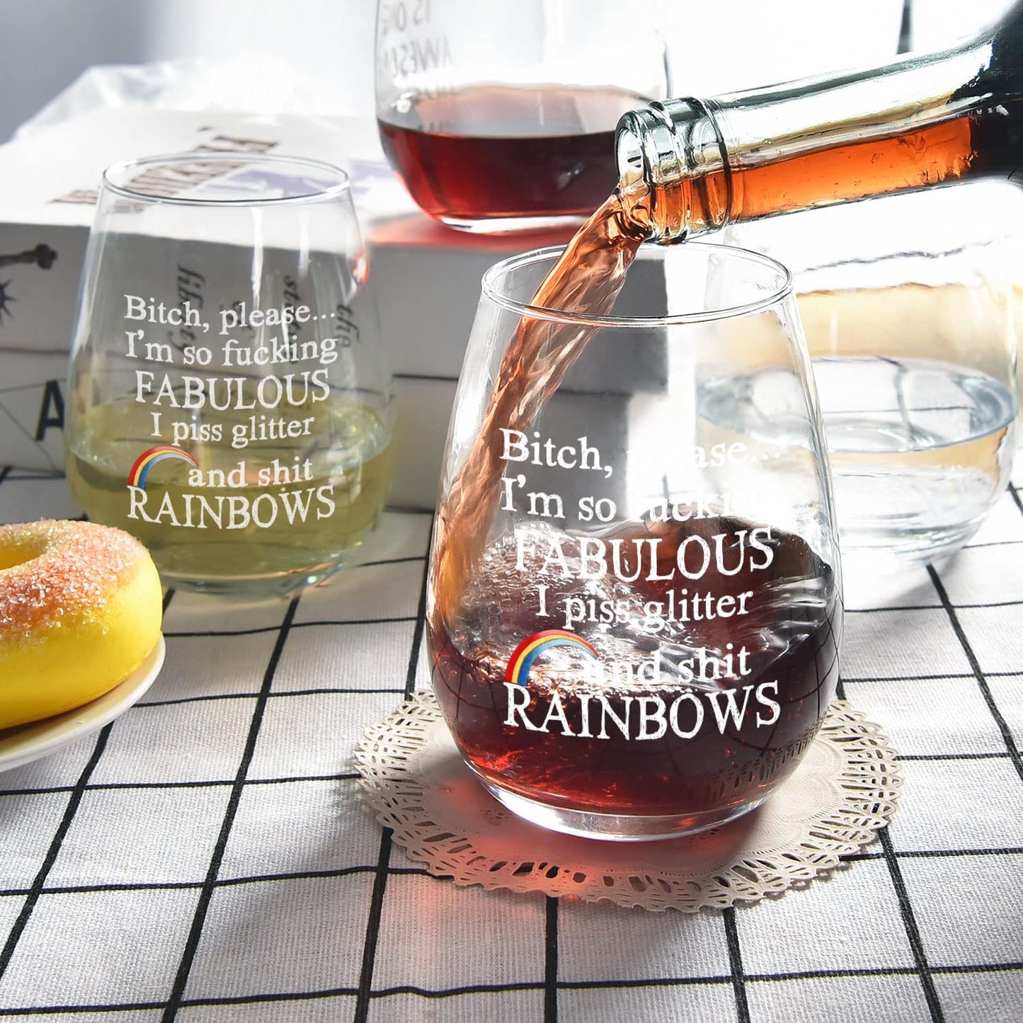 Funny Wine Glass Gift for Women 15Oz, Please I’M so Fabulous I Pee Glitter Stemless Wine Glass, Unique Inspirational Gifts for Women Best Friends Sisters BFF Girlfriends, Birthday Christmas Gifts